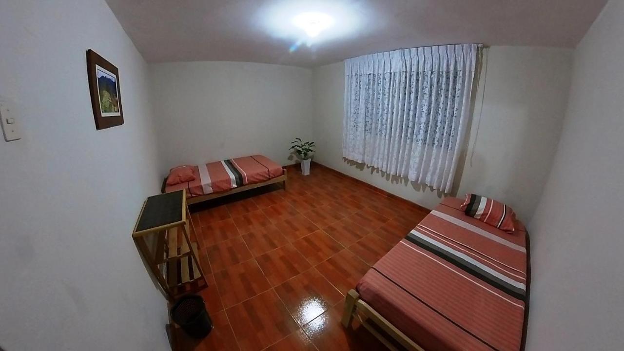 5Min Airport - Super Host Bed & Breakfast Lima Exterior photo