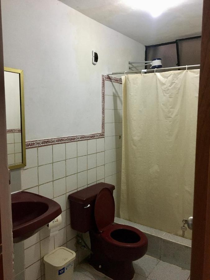5Min Airport - Super Host Bed & Breakfast Lima Exterior photo